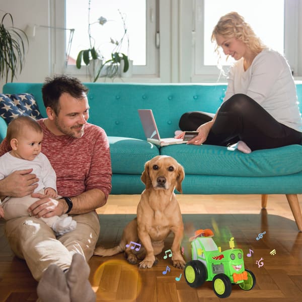 HAPPY TRACTOR – Nuotoliniu būdu valdomas šokių automobilis slider